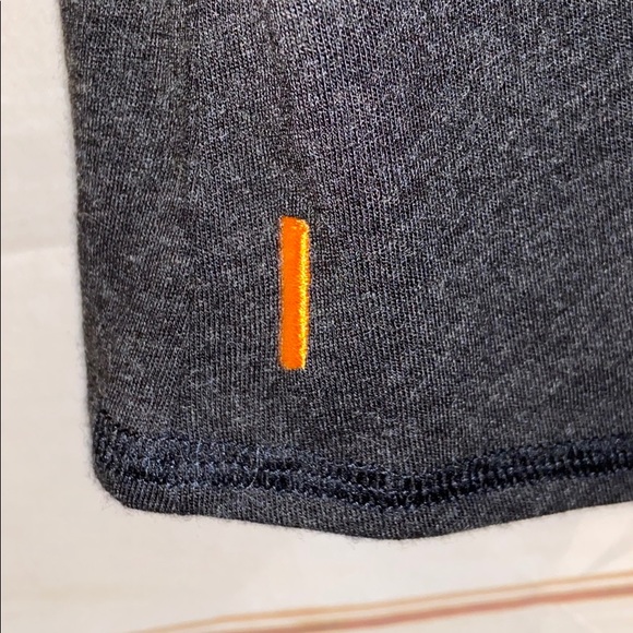 LUCY Long Sleeve T Shirt 2 Pockets Dark Gray Small - Picture 8 of 10